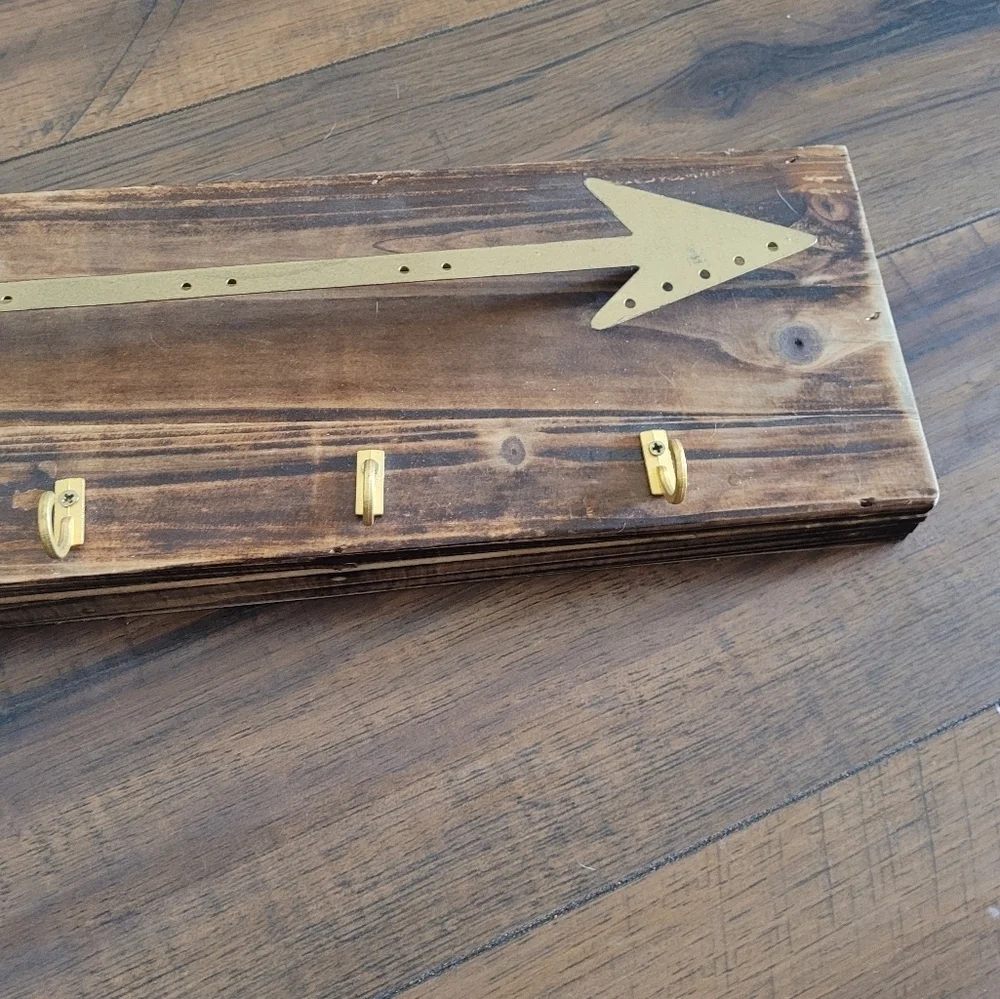 Brown Wood Gold Arrow Jewelry‎ Holder with Hooks